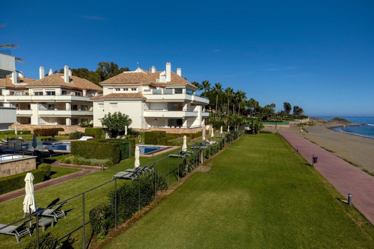 Appt 401-3-Bed-Heaven Beach-Paseo-All Year Heated Pool-Free Bikes Estepona Eksteriør bilde