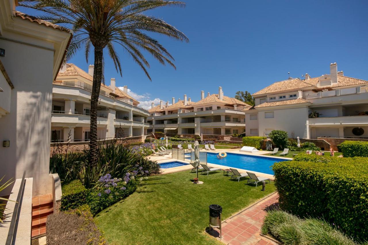 Appt 401-3-Bed-Heaven Beach-Paseo-All Year Heated Pool-Free Bikes Estepona Eksteriør bilde