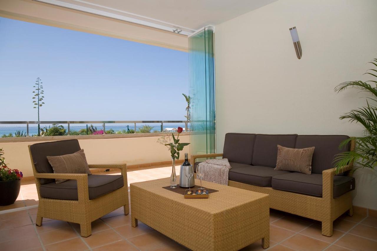 Appt 401-3-Bed-Heaven Beach-Paseo-All Year Heated Pool-Free Bikes Estepona Eksteriør bilde