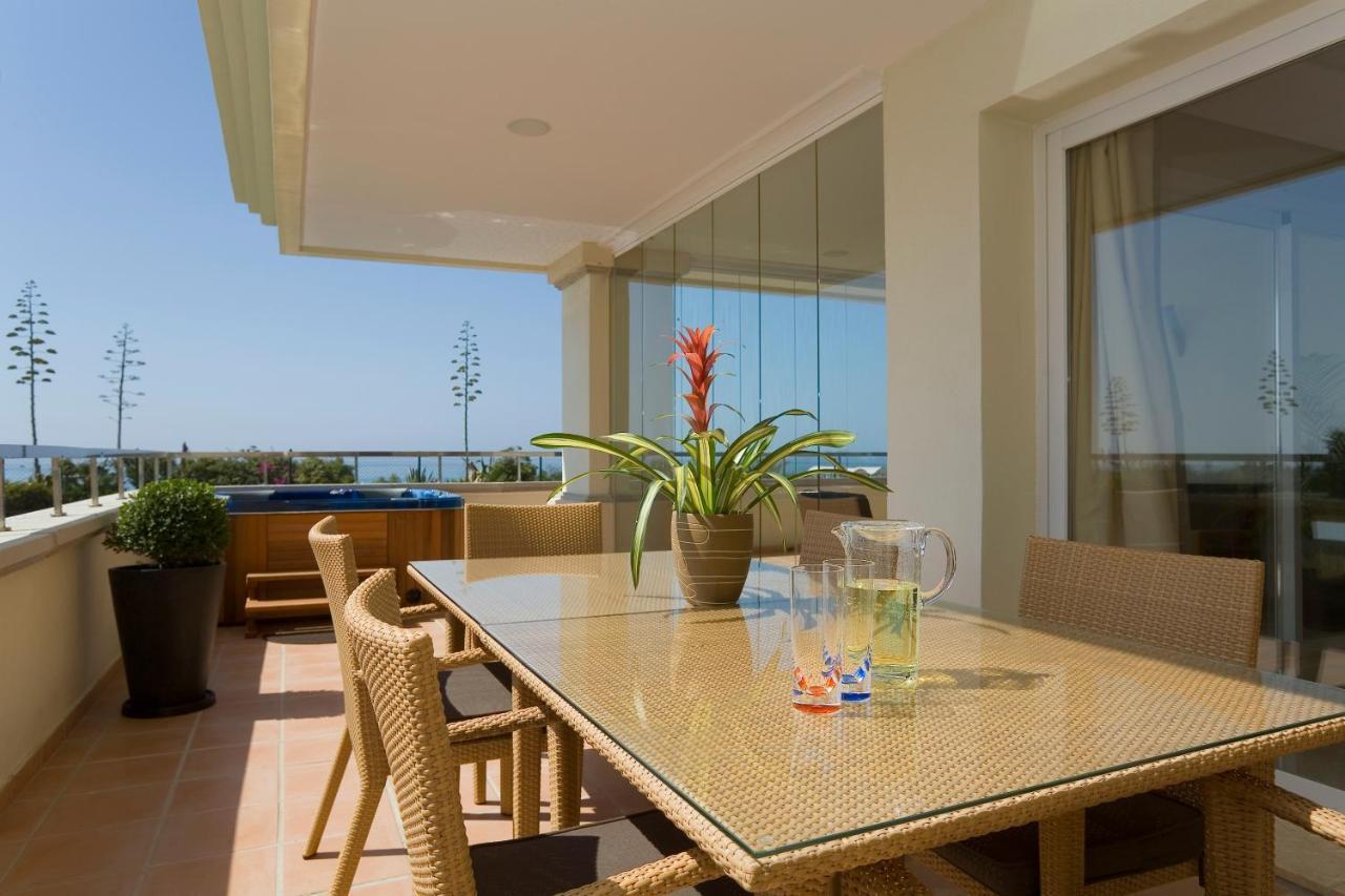 Appt 401-3-Bed-Heaven Beach-Paseo-All Year Heated Pool-Free Bikes Estepona Eksteriør bilde